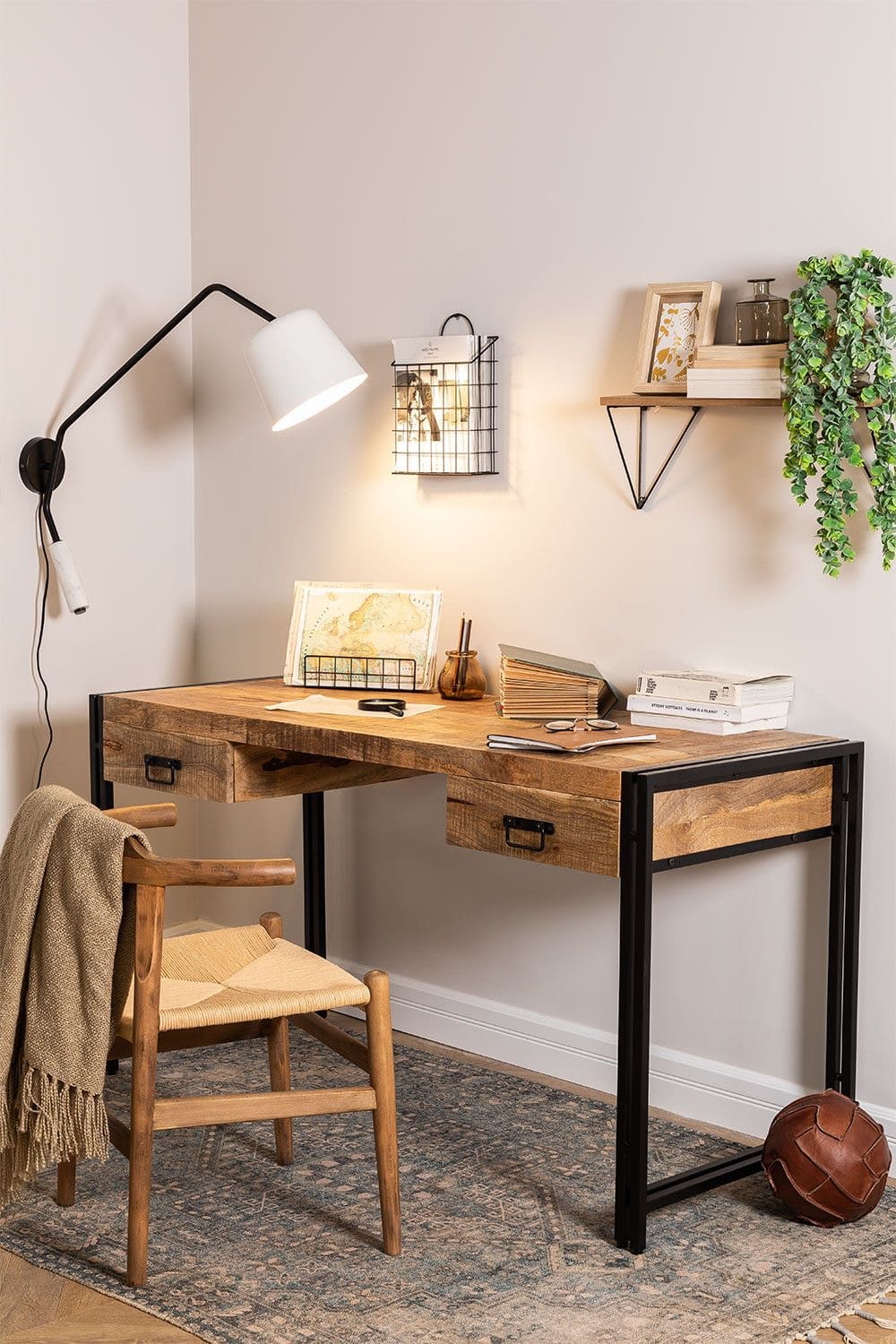 Bureau délimité avec tapis